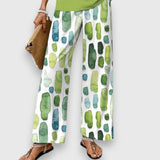 Pilnas dviejų dalių drabužių komplektas su elegantišku komfortu