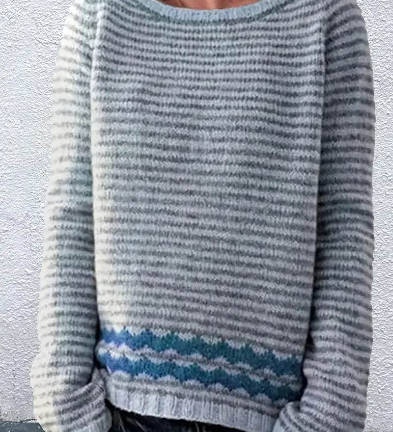 Teja - Moteriška kasdieninė megztinė su diskretiomis juostelėmis