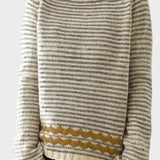 Teja - Moteriška kasdieninė megztinė su diskretiomis juostelėmis