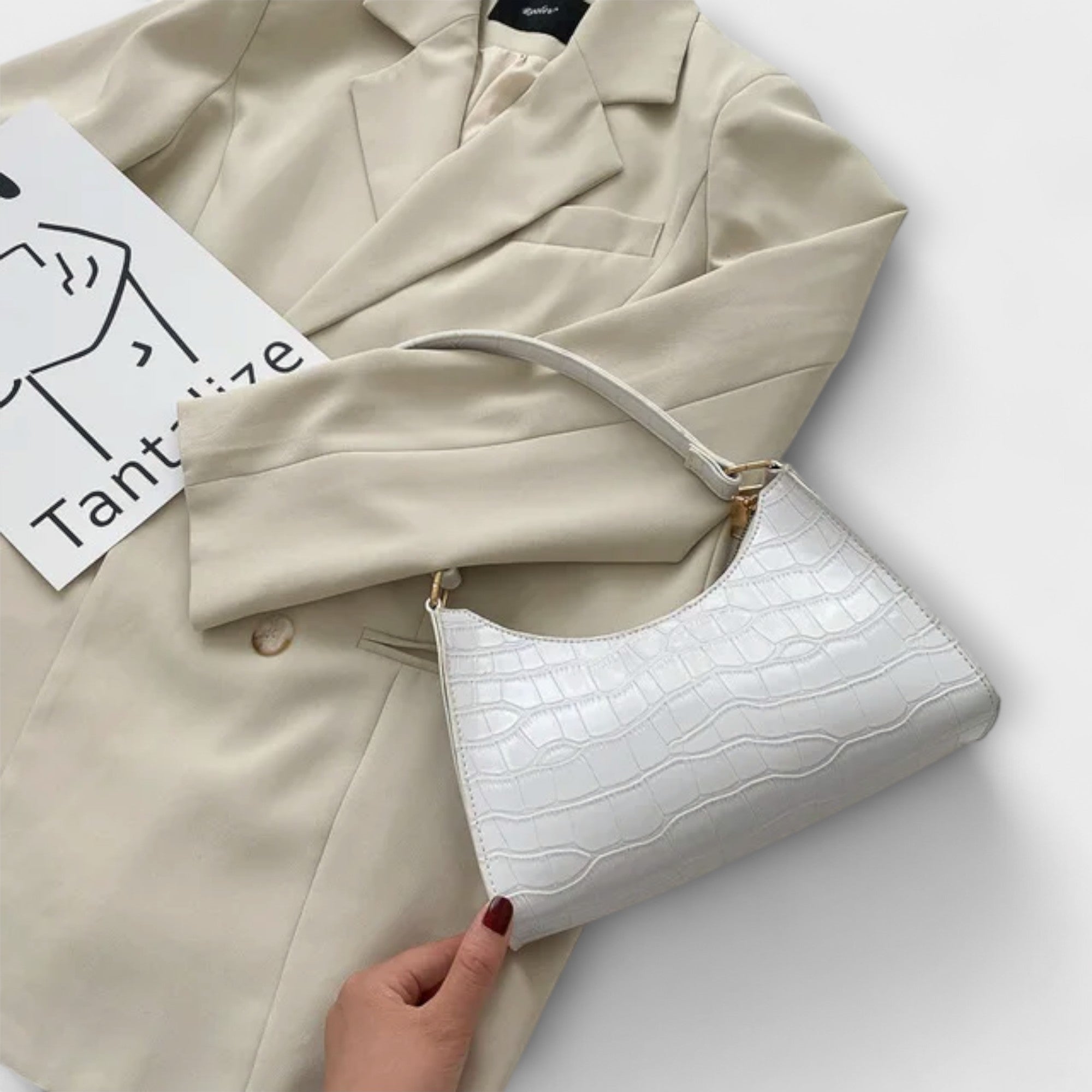 Bernarda - Elegantiška odinė rankinė su blizgesiu