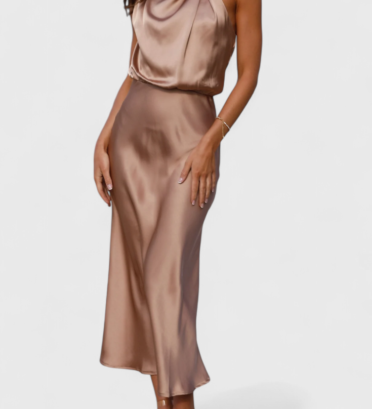 Rina - Elegantiški drabužiai Draperija Kraega