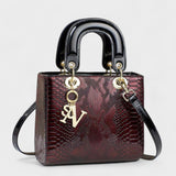 Izabela - gyvatės rašto maišas