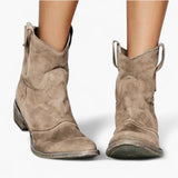 Kamilė – amžinai madingi auliniai