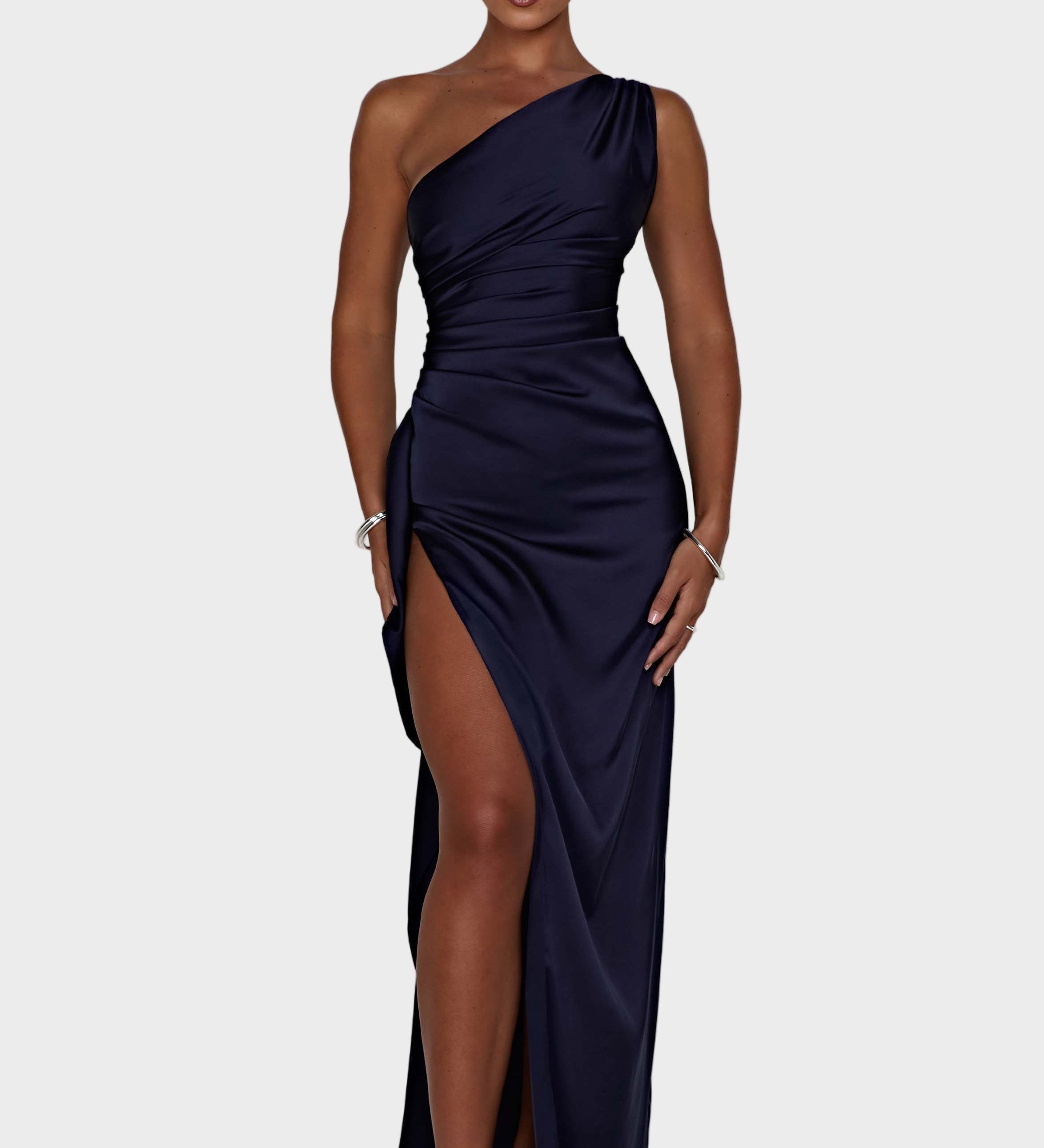 Emberly - Maxi suknelė vieno peties ir aukšta įpjova