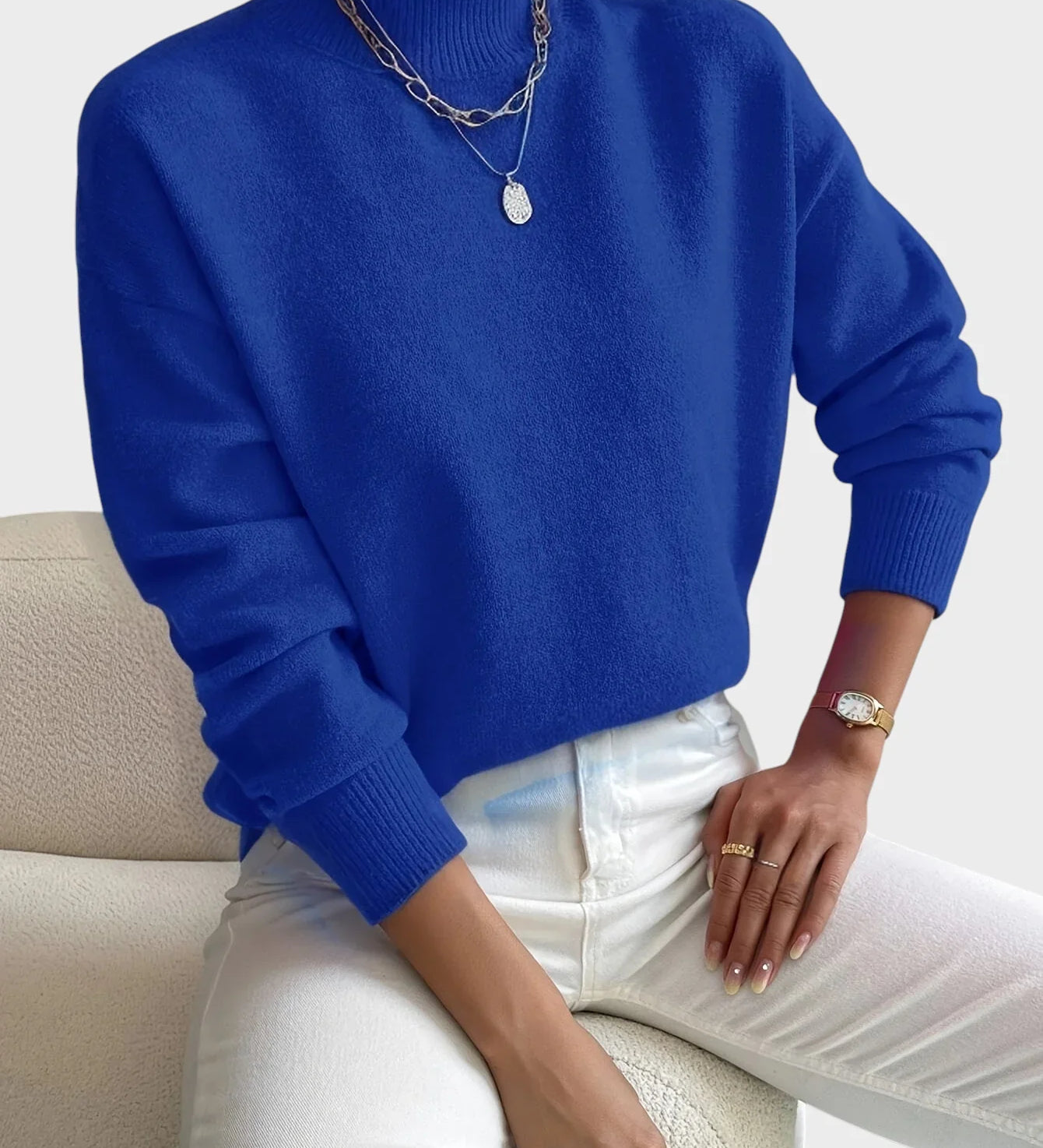 Albina - Klasikinis megztinis su aukštu kaklu