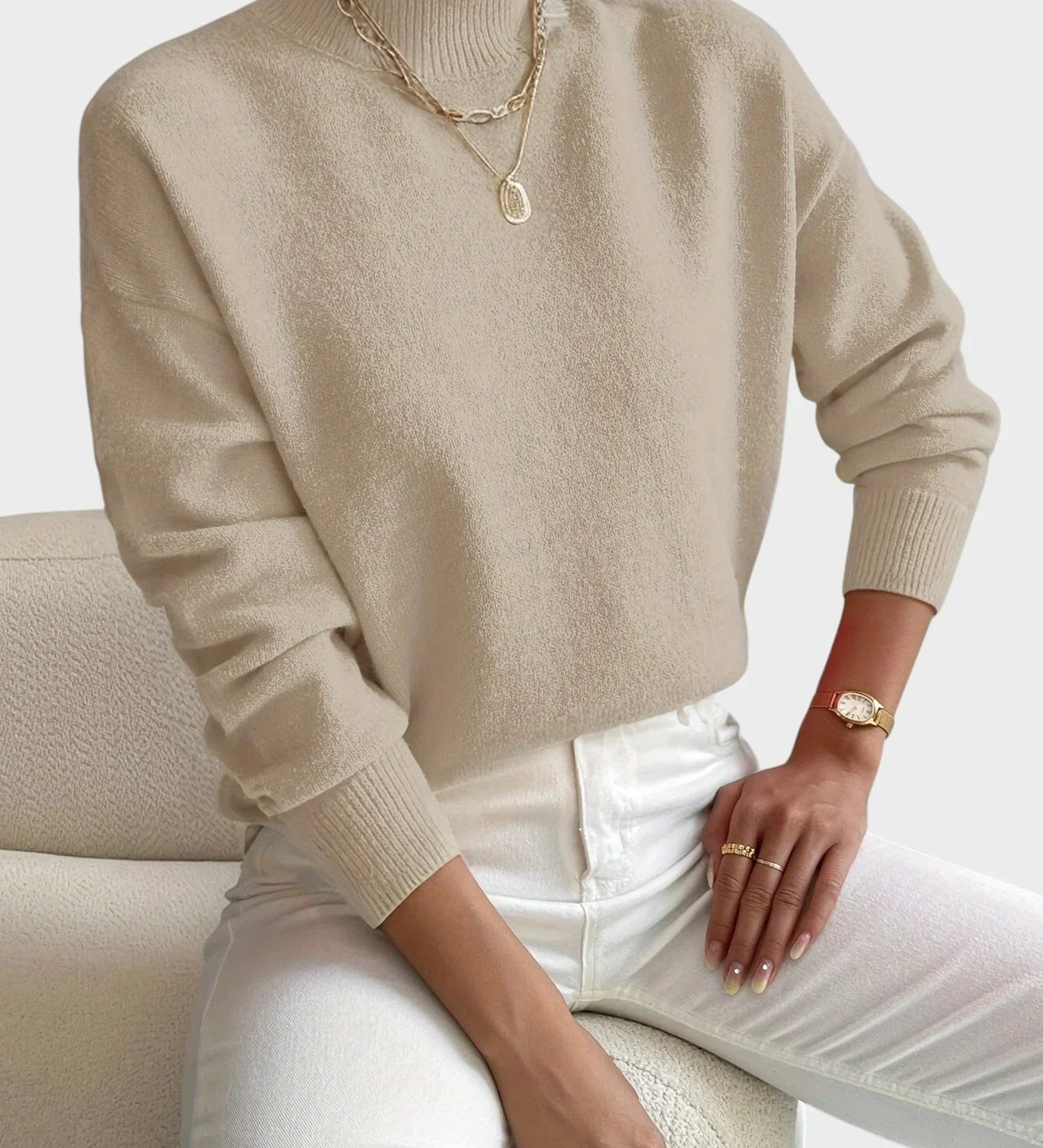 Albina - Klasikinis megztinis su aukštu kaklu